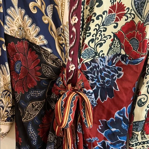 FARM Rio Navy and Maroon Floral Midi Dress - Picture 10 of 17